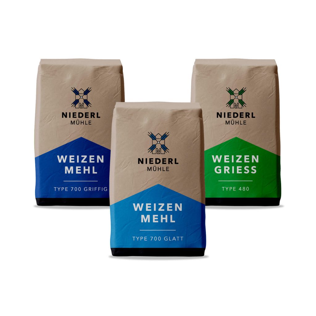 Niederl Mühl Mehlverpackungen in Blau und grün